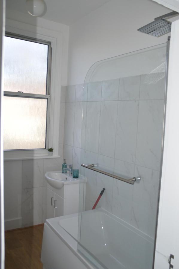 Two Bedroom Apartment In ロンドン エクステリア 写真