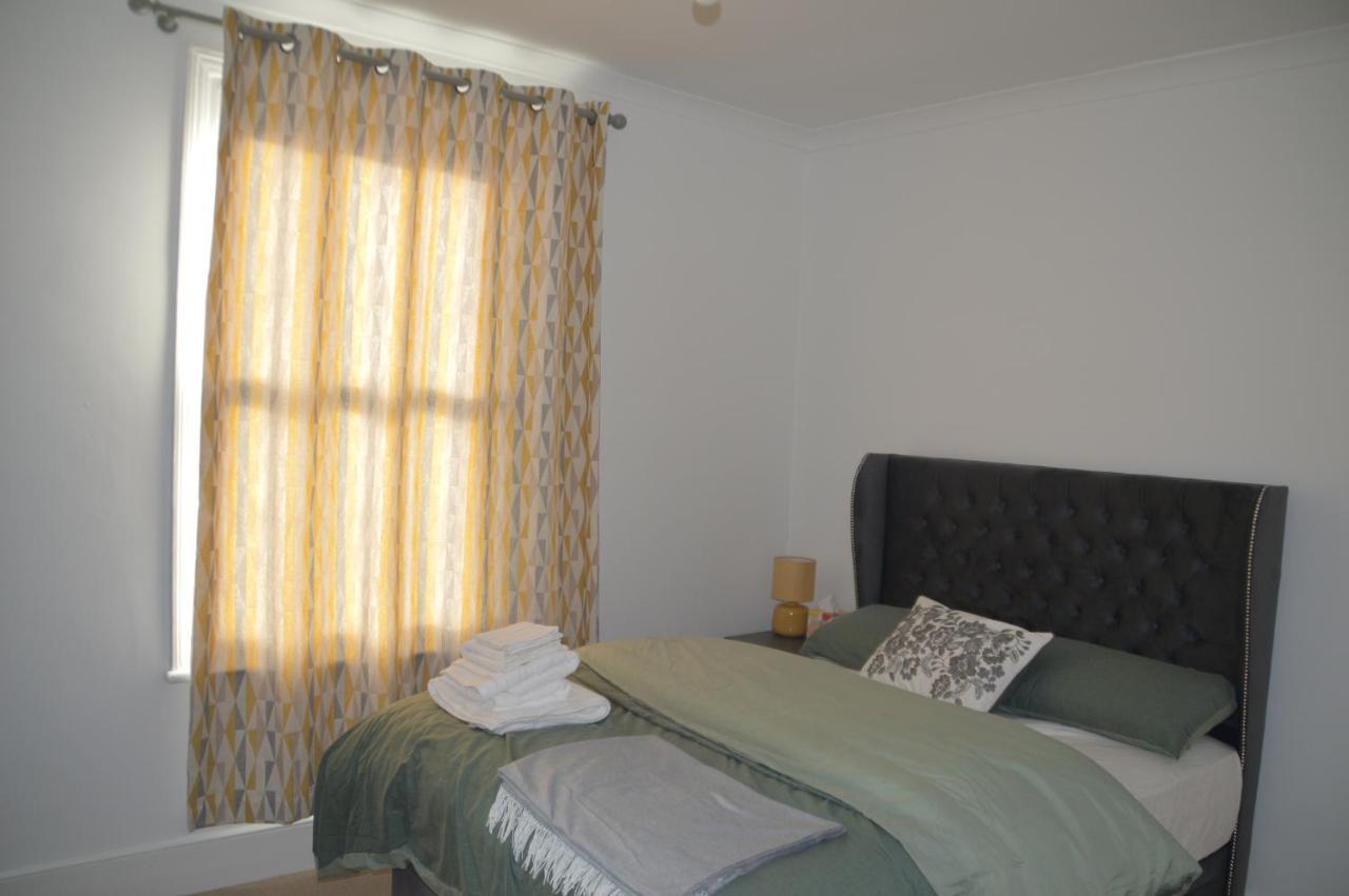 Two Bedroom Apartment In ロンドン エクステリア 写真