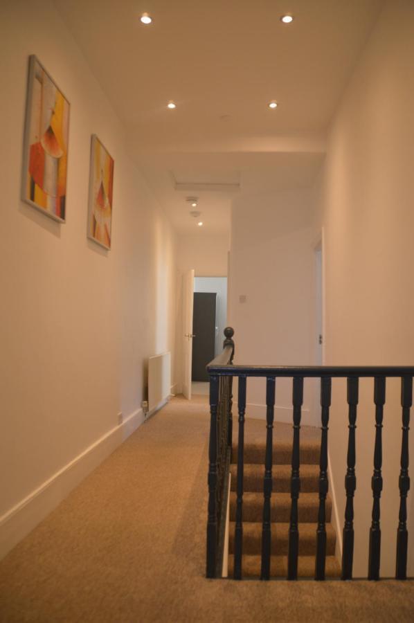 Two Bedroom Apartment In ロンドン エクステリア 写真